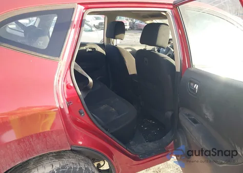 2014 Nissan Rogue Select S z USA, uszkodzony, nr VIN JN8AS5MV0EW702409